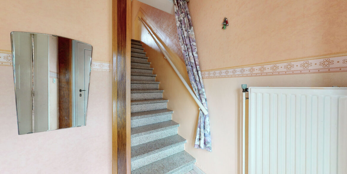 Manage-Maison-En-Vente-Par-Bureau-Rosa-07242023_124746