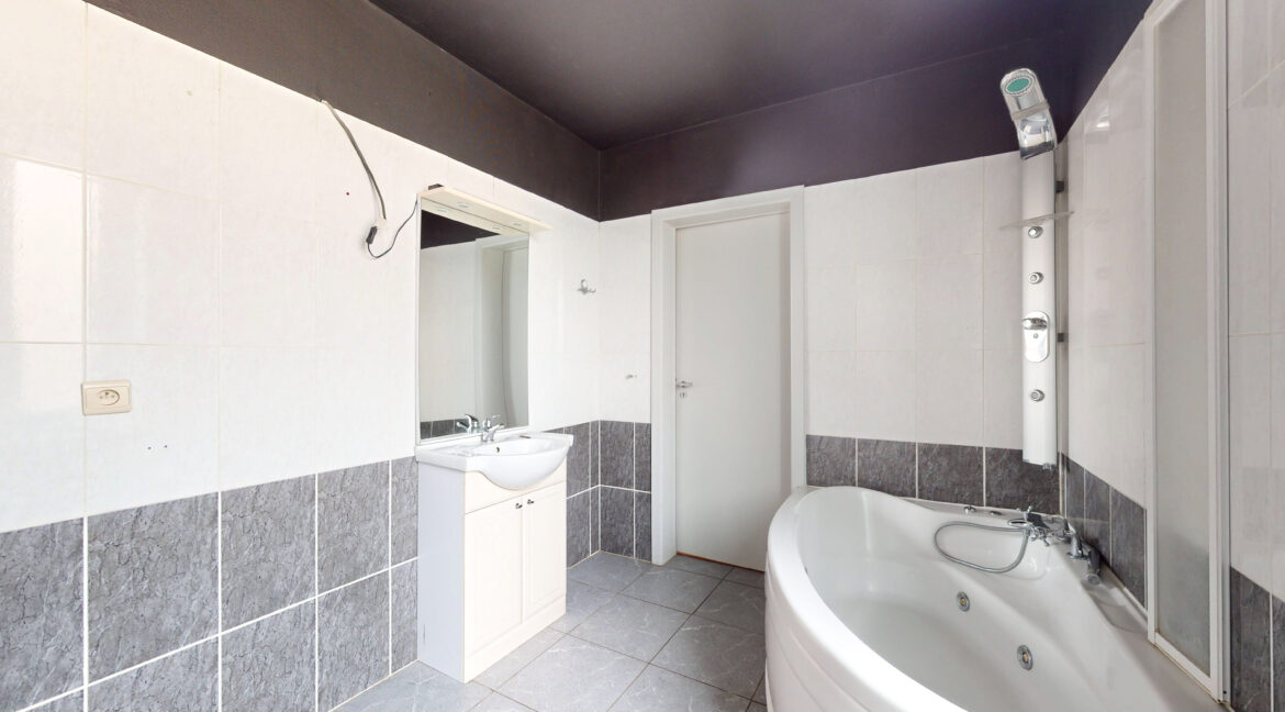 Chapelle-Lez-Herlaimont-Immeuble-Mixte-En-Vente-Par-Bureau-Rosa-02272025_152715