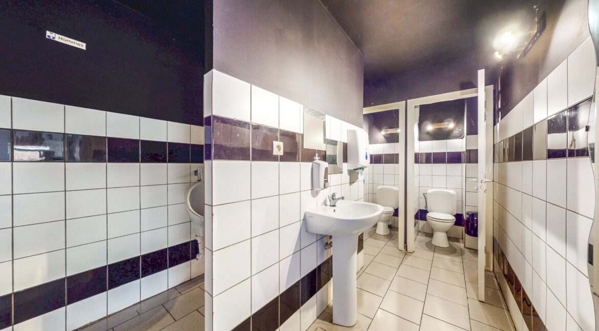 Chapelle-Lez-Herlaimont-Immeuble-Mixte-En-Vente-Par-Bureau-Rosa-02272025_153015