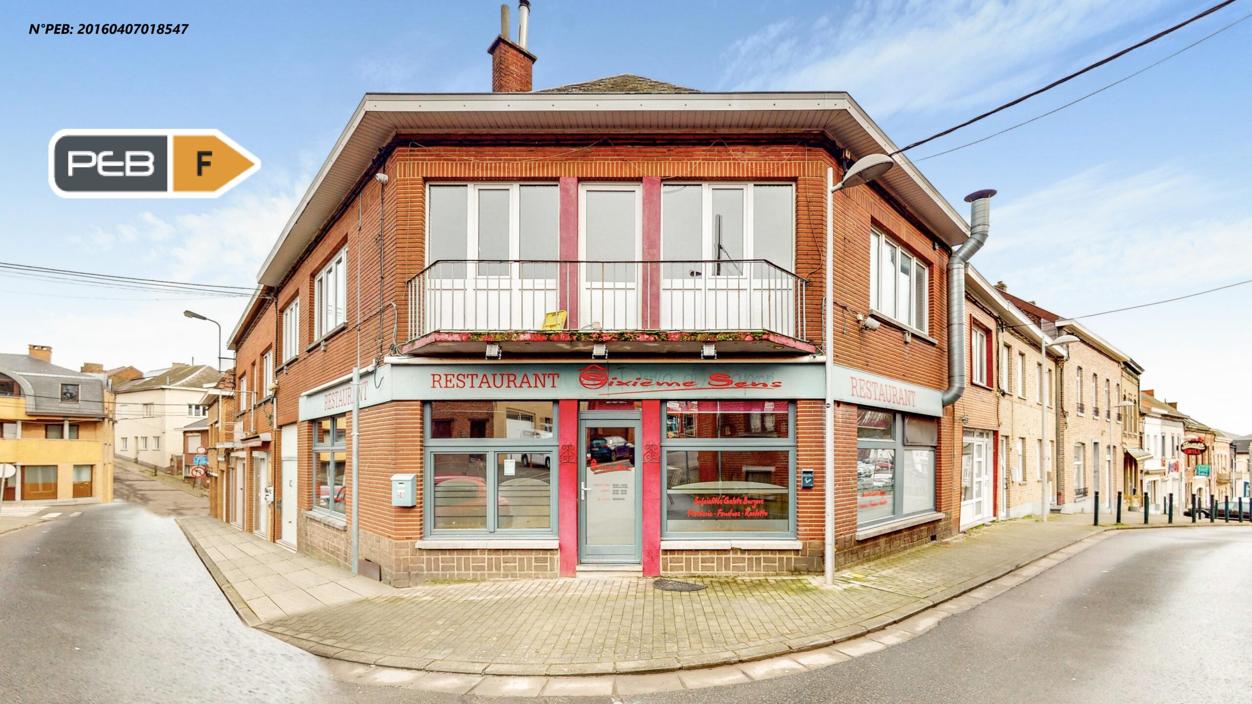 Maison de commerce et habitation avec garage sur Chapelle-Lez-Herlaimont