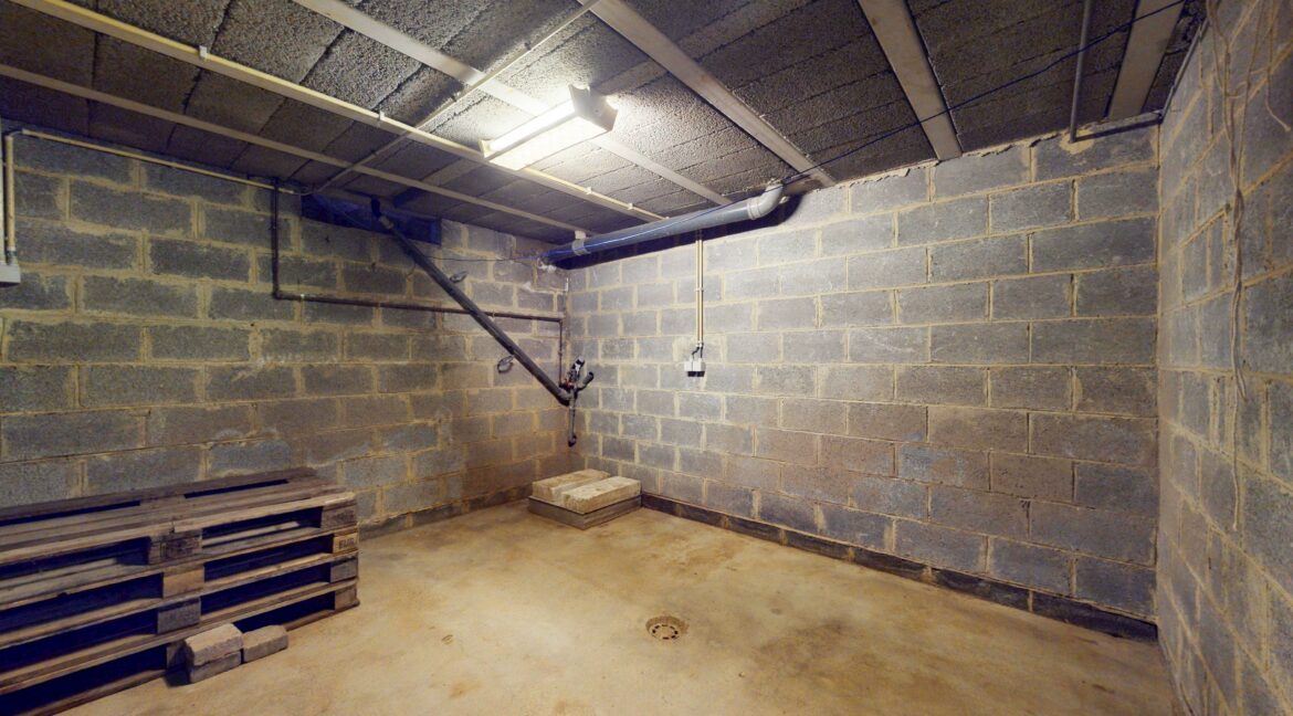 Nivelles-09232025_192659