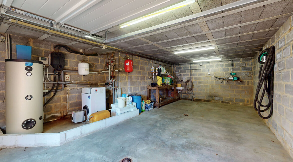 Nivelles-09232025_192832