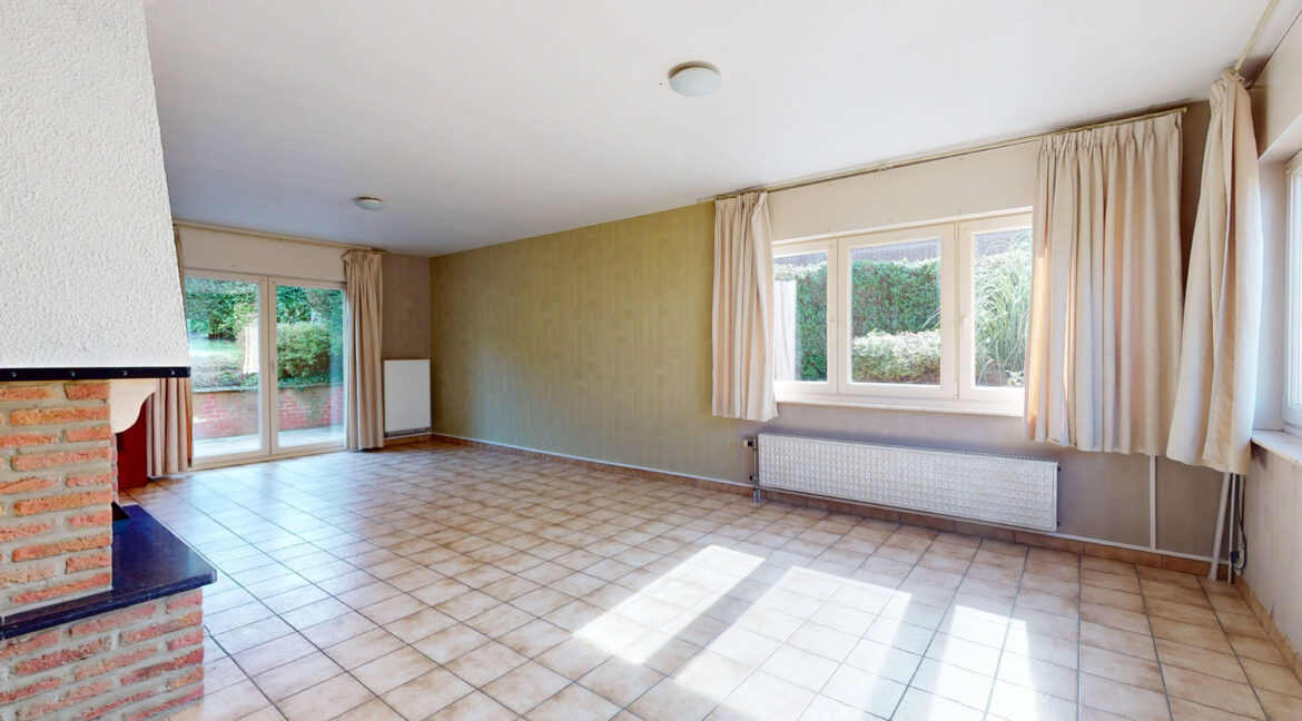 Nivelles-09232025_193031