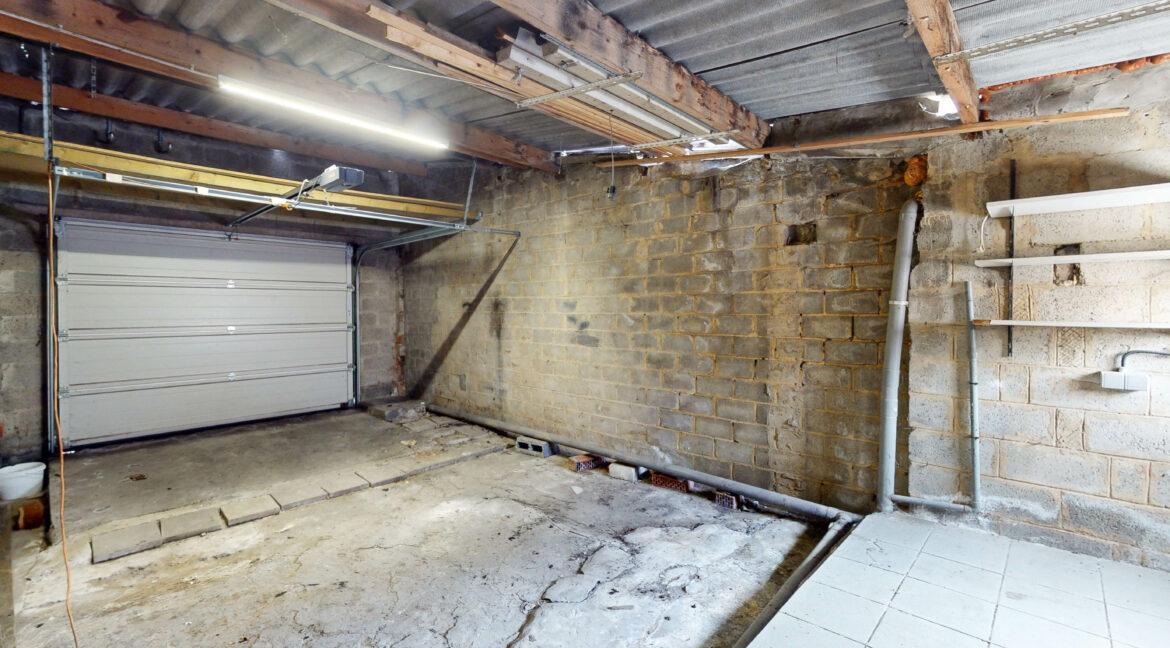 Manage-Maison-en-vente-par-Bureau-Rosa-10072025_203416