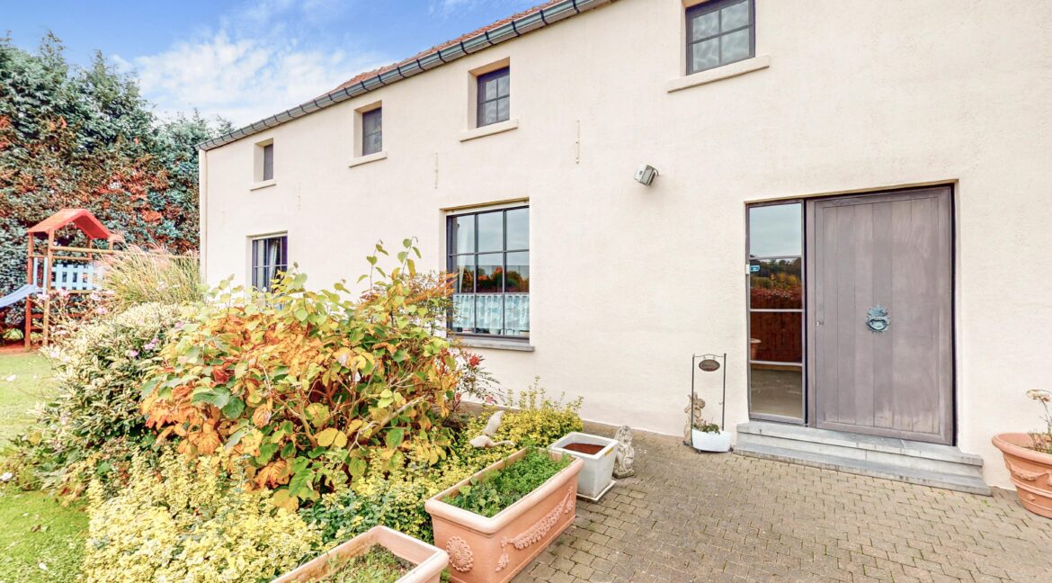 Houdeng-10232025_150301